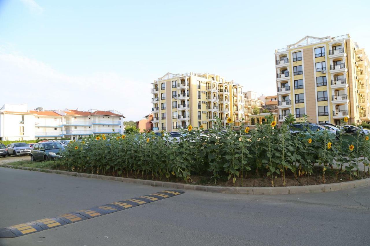 Морски Бряг Sveti Vlas Exterior foto